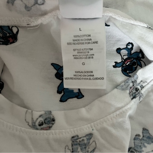 Lilo & STITCH Jrs sz L White Short Sleeve Crop Tshirt Tee AOP - Picture 8 of 8